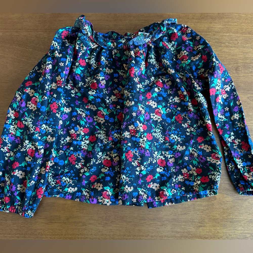 Gap flowered long sleeve top